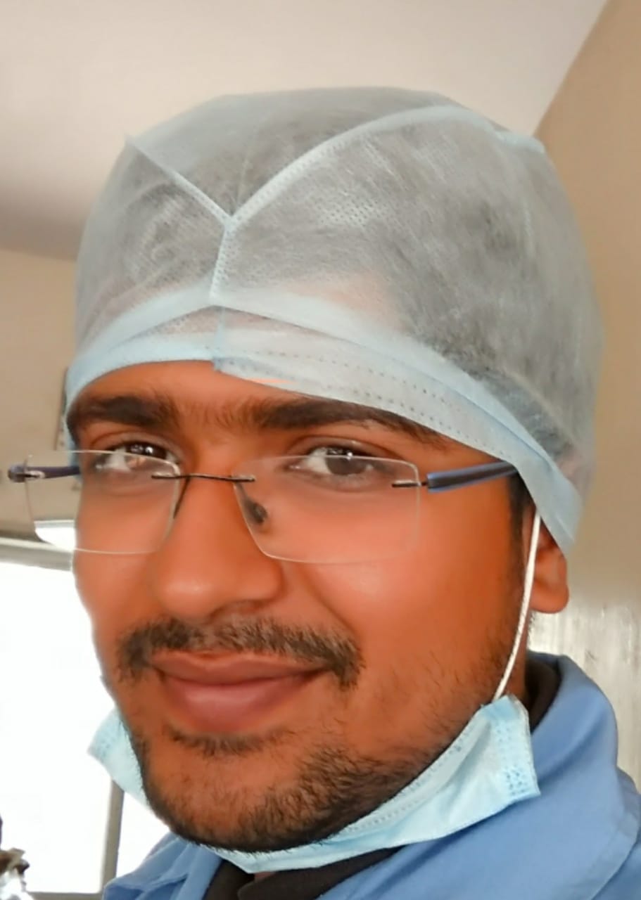 Dr Nipun Vatalia